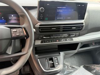 Opel Zafira Tourer 2026 lux 9 seat-thumb-5