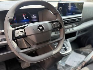 Opel Zafira Tourer 2026 lux 9 seat-thumb-8