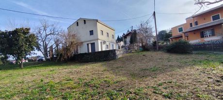 Μονοκατοικία 240 τ.μ. πρός πώληση