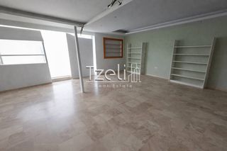 Office 100 sqm for rent