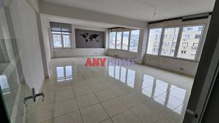 Office 150 sqm for rent