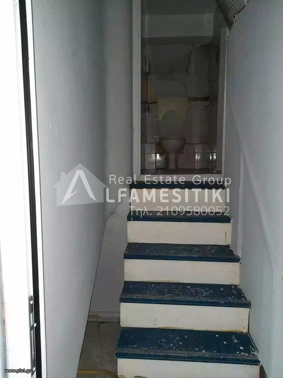 Αποθήκη 210 τ.μ. προς πώληση, Πλατεία Βάθης