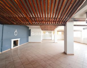 Business bulding 660 sqm for sale