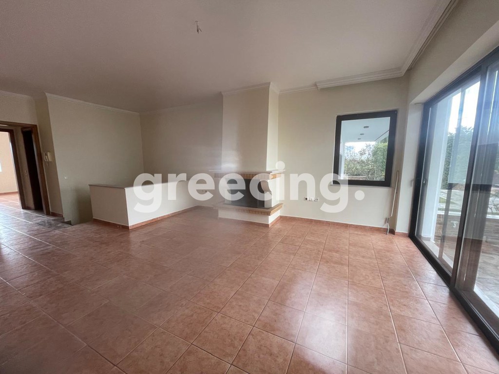 Μεζονέτα 180 τ.μ. πρός ενοικίαση, Αθήνα - Βόρεια Προάστια, Κηφισιά
