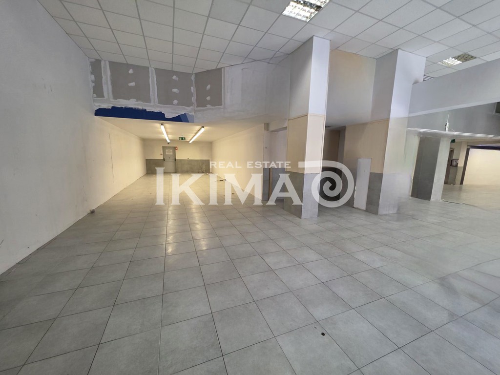 Κατάστημα 1.100 τ.μ. προς ενοικίαση, Χαριλάου
