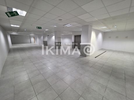 Store 1.100 sqm for rent
