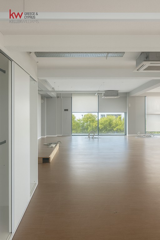 Εκθεσιακός χώρος 2.300 τ.μ. προς πώληση, Ελ. Βενιζέλος
