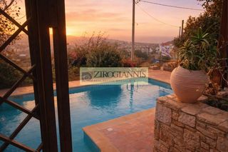 Βίλλα 260 τ.μ. για ενοικίαση