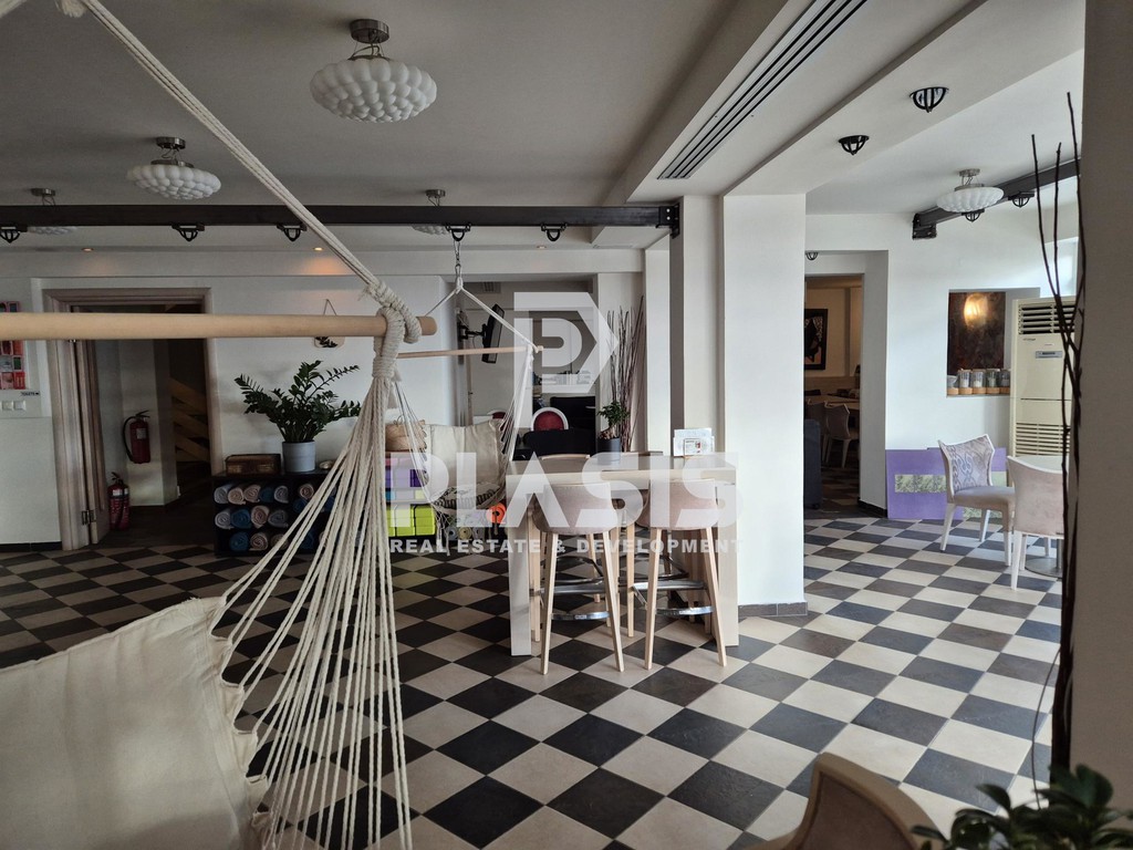 Ξενοδοχείο 1.300 τ.μ. προς πώληση, Νέα Στύρα