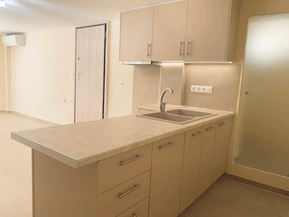 Apartment 62 sqm for rent, Athens - South, Alimos