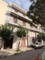 Building 632 sqm for sale