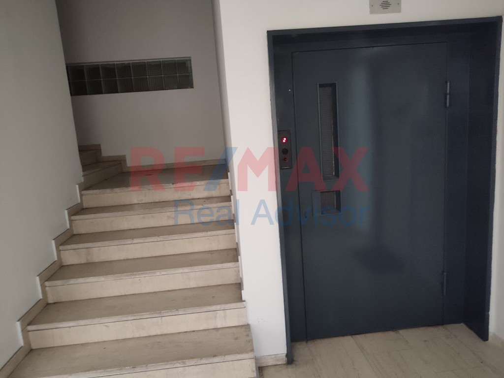 Επιχειρηματικό κτίριο 2.400 τ.μ. προς πώληση, Νέα Χαλκηδόνα