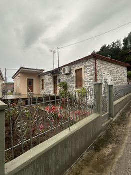 Μονοκατοικία 100 τ.μ. για πώληση