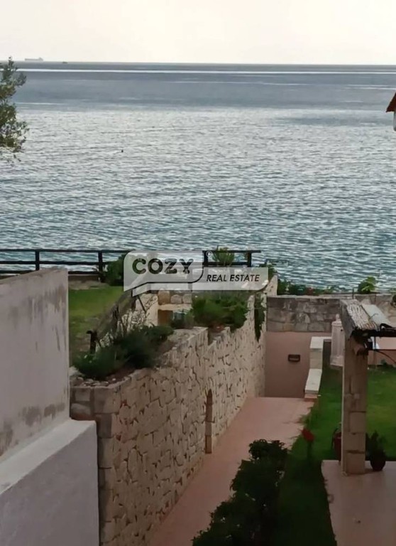 Μεζονέτα 115 τ.μ. προς πώληση, Μόλες Καλύβες