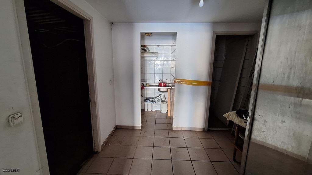 Κατάστημα 118 τ.μ. προς ενοικίαση, Χανιόπορτα