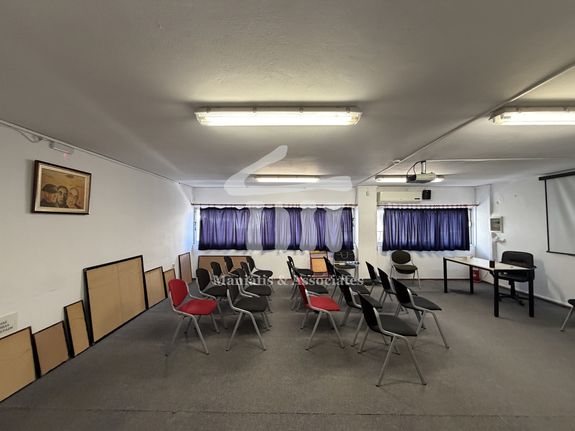 Store 252 sqm for sale, Piraeus Suburbs, Nikaia