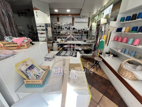 Store 65 sqm for rent