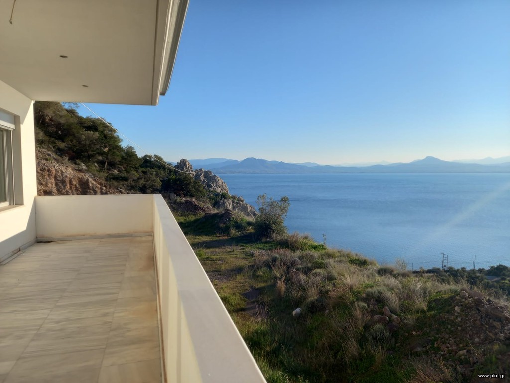 Μονοκατοικία 340 τ.μ. προς πώληση, Μονή Αγίου Ιωάννου Λουτρακίου-Περαχώρας