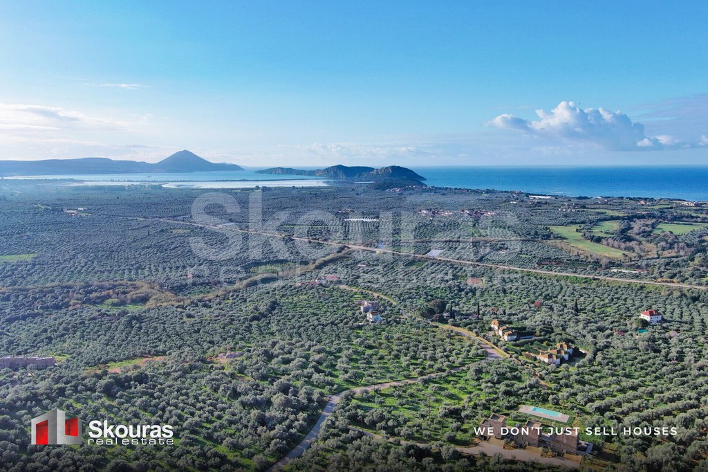 Land plot 721 sqm for sale, Gargalianoi