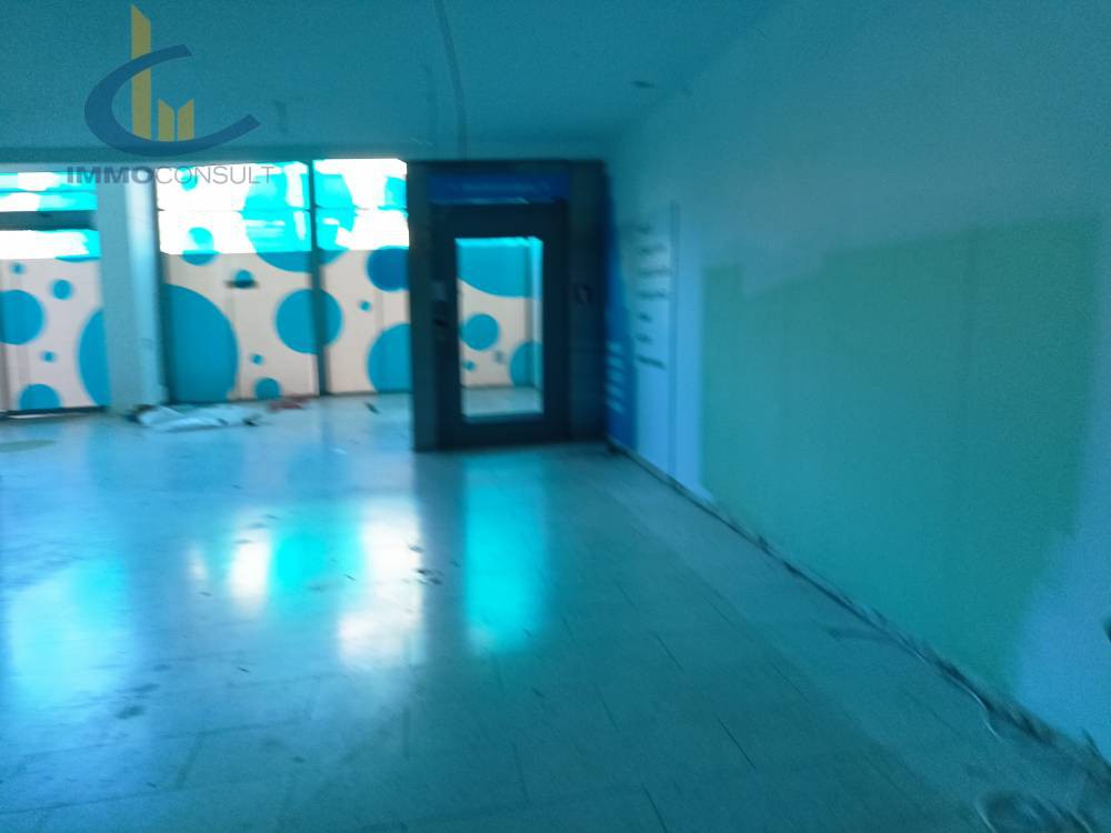 Κατάστημα 533 τ.μ. πρός ενοικίαση, Αθήνα - Βόρεια Προάστια, Αγία Παρασκευή