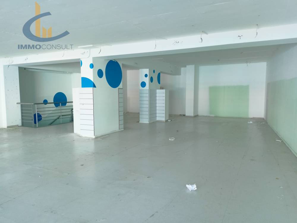 Κατάστημα 533 τ.μ. πρός ενοικίαση, Αθήνα - Βόρεια Προάστια, Αγία Παρασκευή