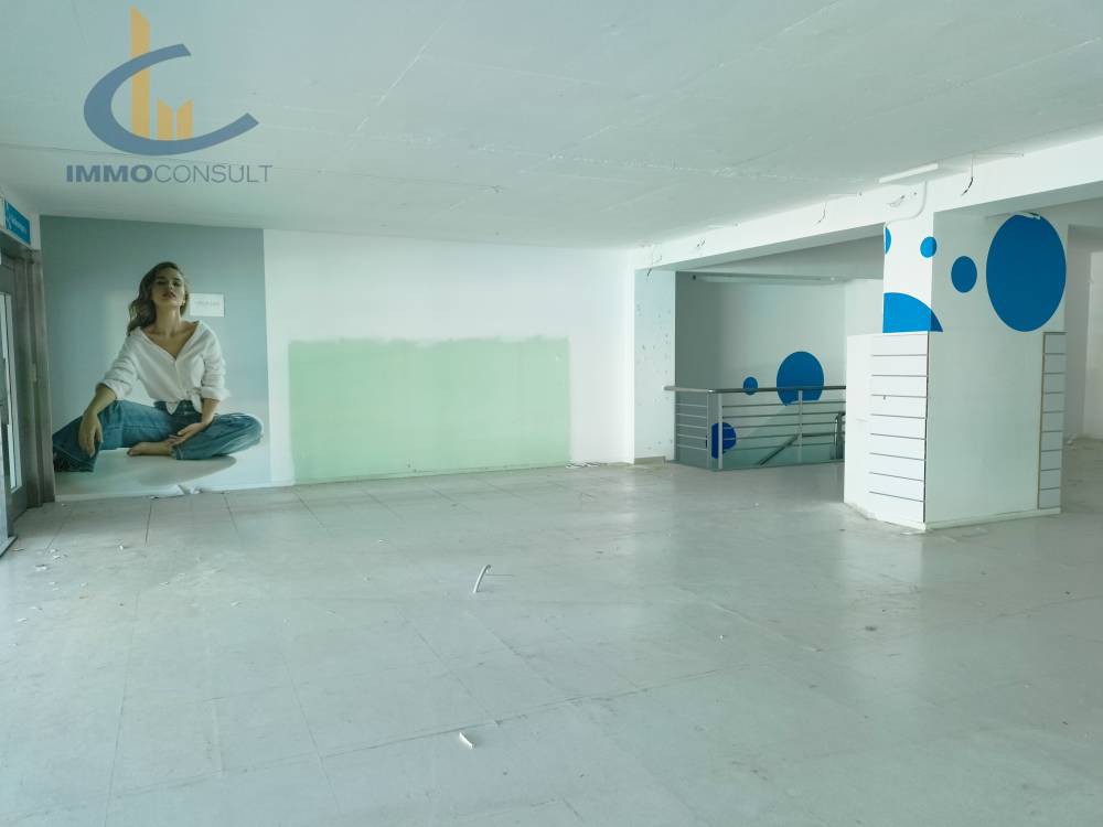 Κατάστημα 533 τ.μ. πρός ενοικίαση, Αθήνα - Βόρεια Προάστια, Αγία Παρασκευή
