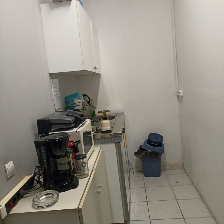 Επιχειρηματικό κτίριο 616 τ.μ. πρός πώληση, Αθήνα - Δυτικά Προάστια, Μεταμόρφωση