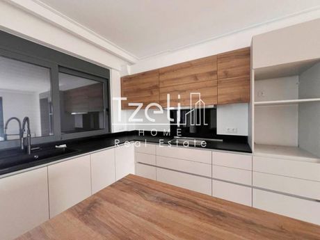 Maisonette 270 sqm for sale