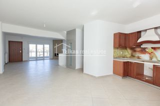 Μεζονέτα 225 τ.μ. για ενοικίαση