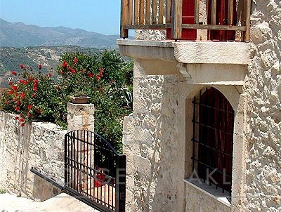 Μονοκατοικία 75 τ.μ. πρός ενοικίαση, Ν. Ηρακλείου, Γοργολαϊνη