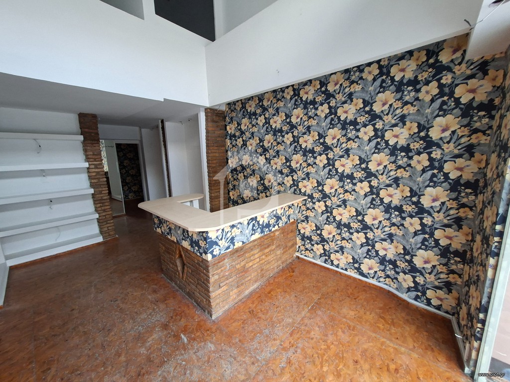Κατάστημα 46 τ.μ. προς ενοικίαση, Κέντρο Αιγίου