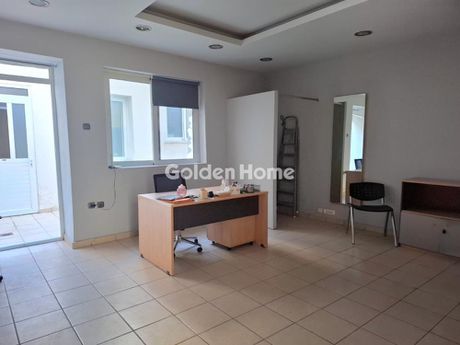 Office 70 sqm for rent