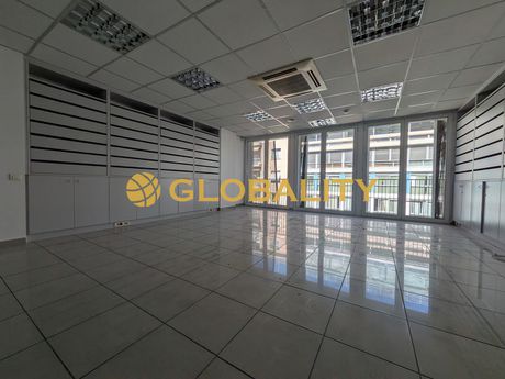 Office 122 sqm for rent