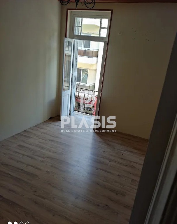 Επιχειρηματικό κτίριο 280 τ.μ. προς πώληση, Εξάρχεια - Νεάπολη