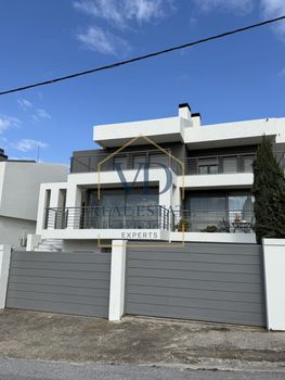 Μεζονέτα 230 τ.μ. προς πώληση