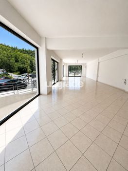 Κτίριο 392 τ.μ. πρός ενοικίαση