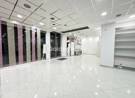 Store 260 sqm for rent