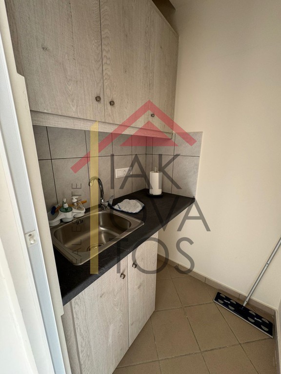 Γραφείο 40 τ.μ. πρός ενοικίαση, Αθήνα - Νότια Προάστια, Γλυφάδα