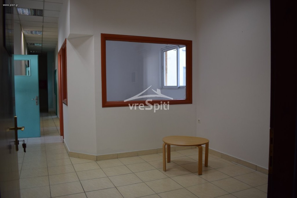 Γραφείο 118 τ.μ. πρός πώληση, Ν. Ιωαννίνων, Ιωάννινα