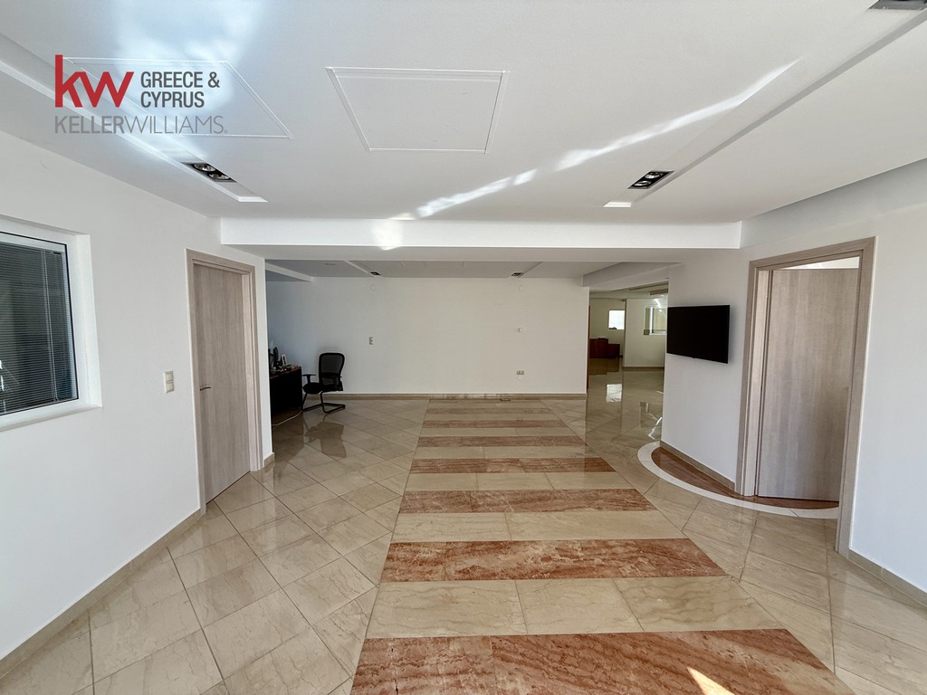 Γραφείο 235 τ.μ. πρός ενοικίαση, Θεσσαλονίκη - Περιφ/Κοί Δήμοι, Θέρμη