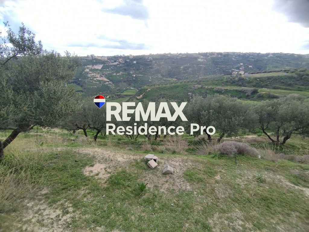 Οικόπεδο 9.880 τ.μ. προς πώληση, Ηράκλειο Κρήτης