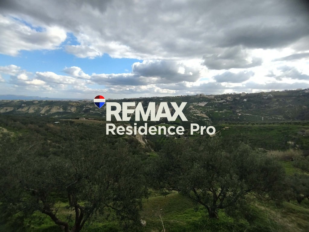 Οικόπεδο 9.880 τ.μ. προς πώληση, Ηράκλειο Κρήτης