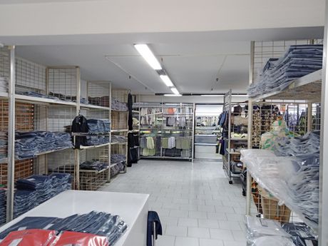 Επιχειρηματικό κτίριο 415 τ.μ. προς ενοικίαση