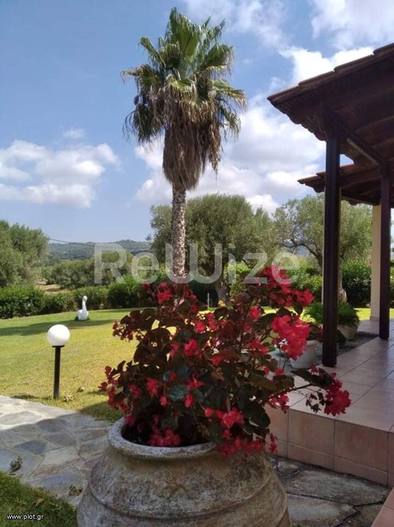 Μεζονέτα 140 τ.μ. προς πώληση, Καλάνδρα