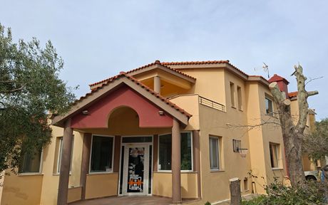 Επιχειρηματικό κτίριο 400 τ.μ. για πώληση