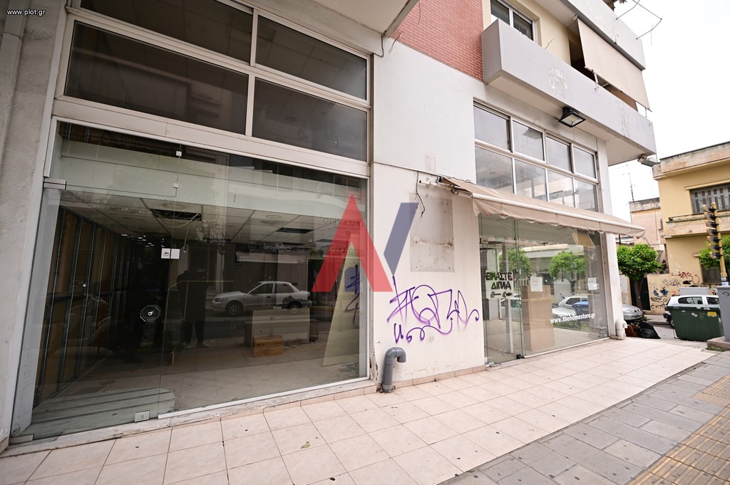 Κατάστημα 100 τ.μ. πρός ενοικίαση, Πειραιάς - Προάστια, Κορυδαλλός