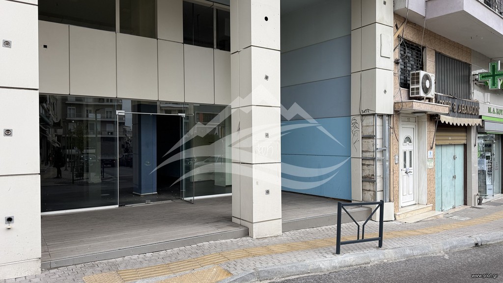 Κατάστημα 210 τ.μ. πρός ενοικίαση, Εύβοια, Χαλκίδα