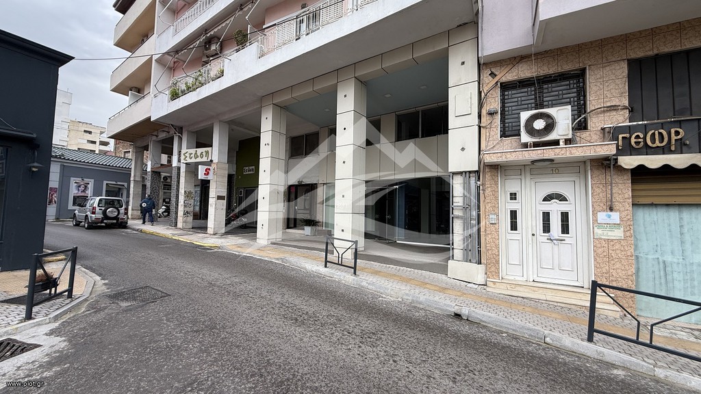 Κατάστημα 210 τ.μ. πρός ενοικίαση, Εύβοια, Χαλκίδα