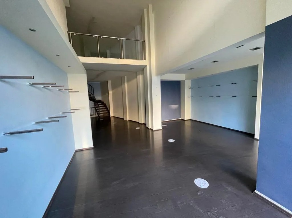 Κατάστημα 213 τ.μ. προς ενοικίαση, Κέντρο Χαλκίδας