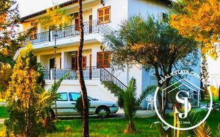 Συγκρότημα διαμερισμάτων 183 τ.μ. για πώληση